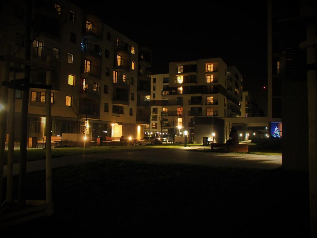 Cracovia Garden Nowa 5 Dzielnica Apartamento Exterior foto